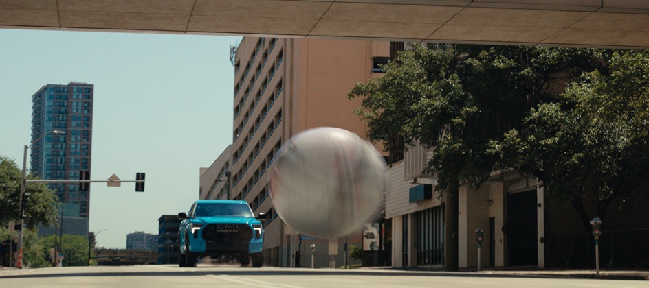 Toyota turns SUVs into soccer stars